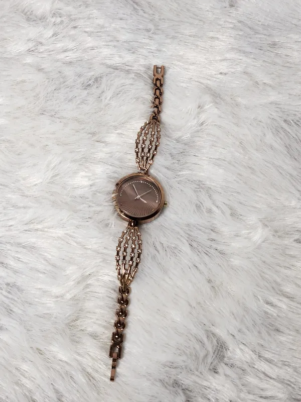 Rose_Gold_Chain_Strap_Bracelet_Watch_for_Women
