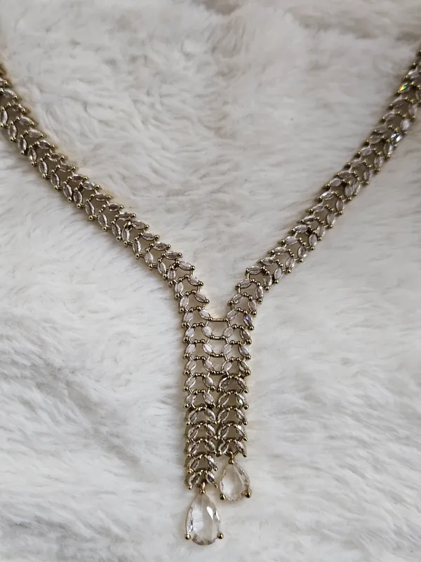 Gold_Tone_Crystal_Necklace_And_Earrings_Set_for_Women