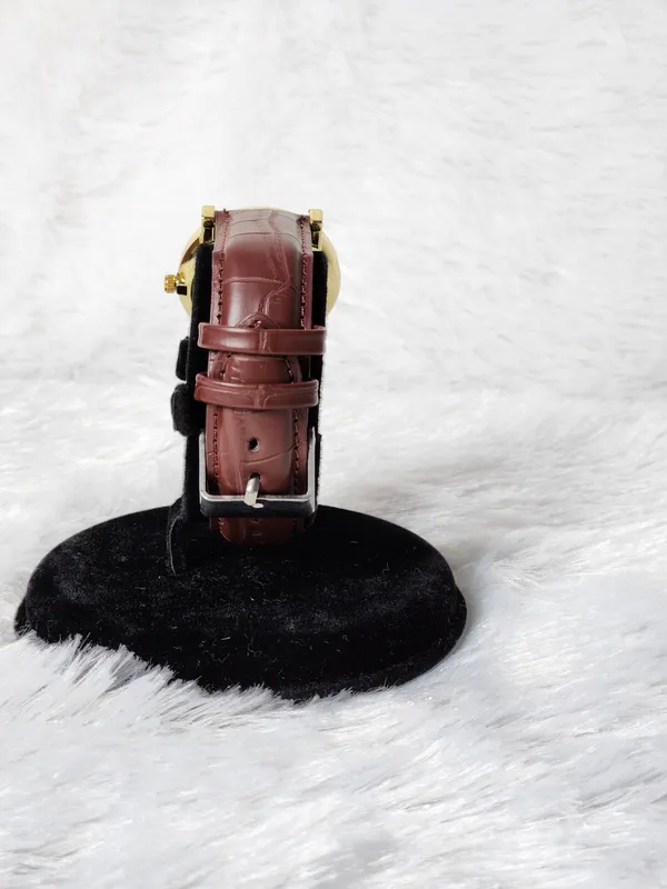 Brown_Leather_Analog_Wrist_Watch_for_Men
