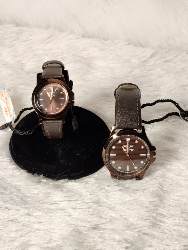 Brown_Leather_Analog_Watch_Set_for_Couples