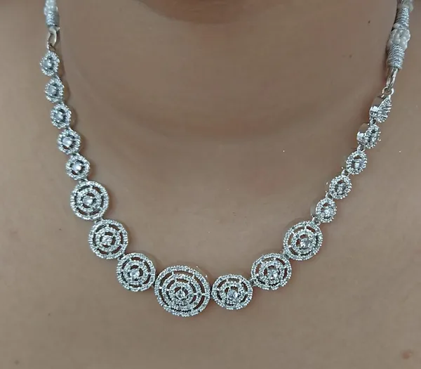 Silver_Tone_Circular_Jewellery_Set_for_Women