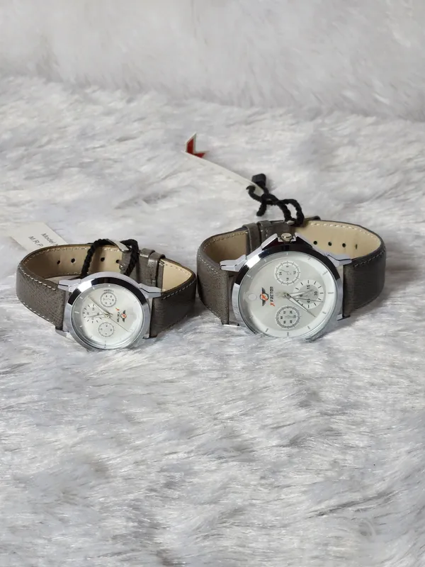 Grey_Leather_Chronograph_Watch_Set_for_Men