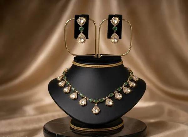 Gold-Toned_Green_Stone_Necklace_Set_for_Women
