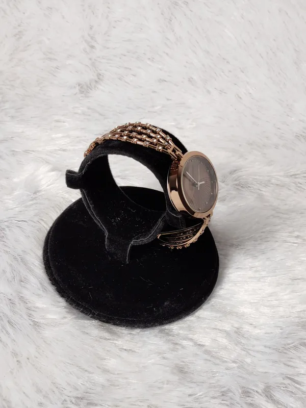 Rose_Gold_Chain_Strap_Bracelet_Watch_for_Women