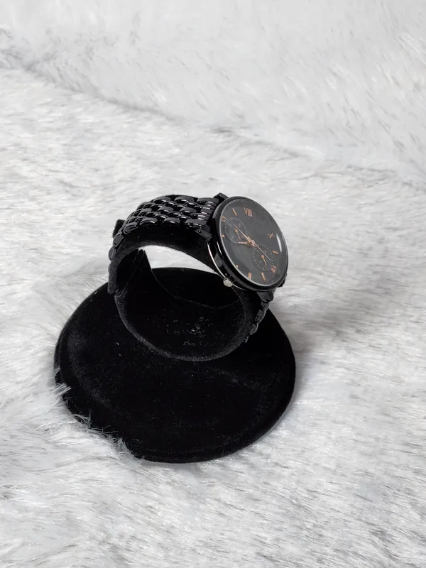 Black_Metal_Analog_Watch_for_Men