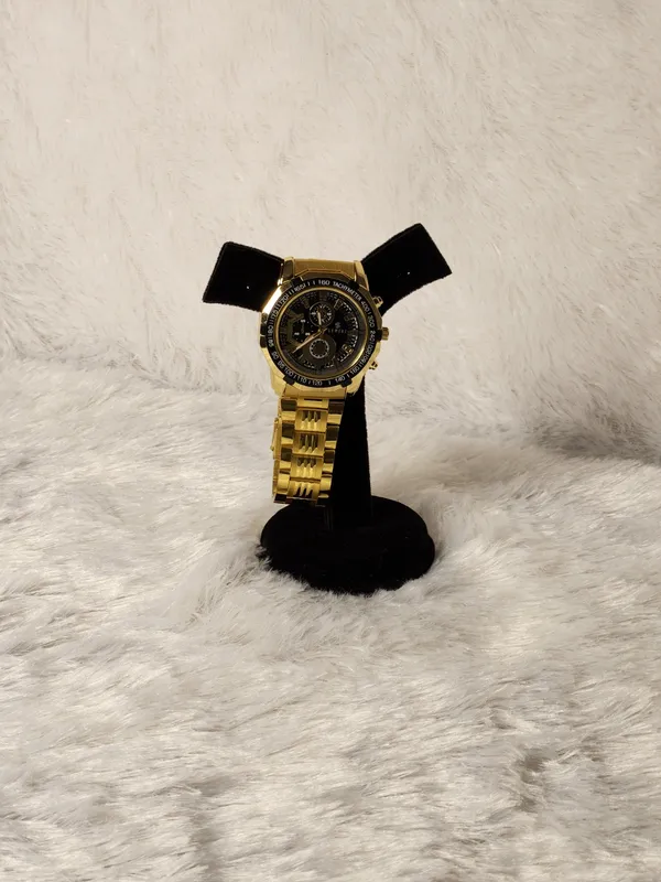 Gold_Tone_Metal_Chronograph_Watch_for_Men