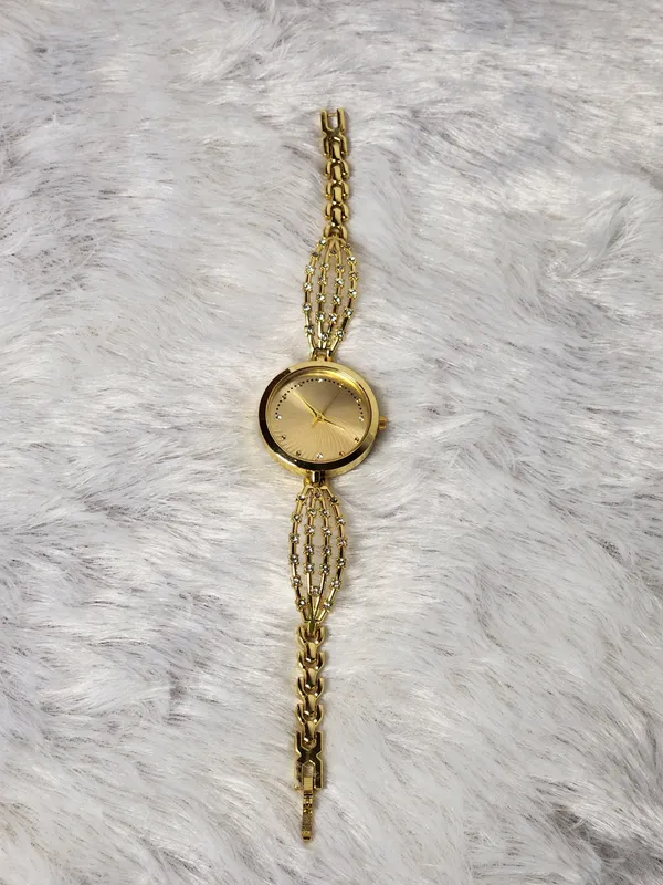 Gold_Tone_Bracelet_Watch_for_Women