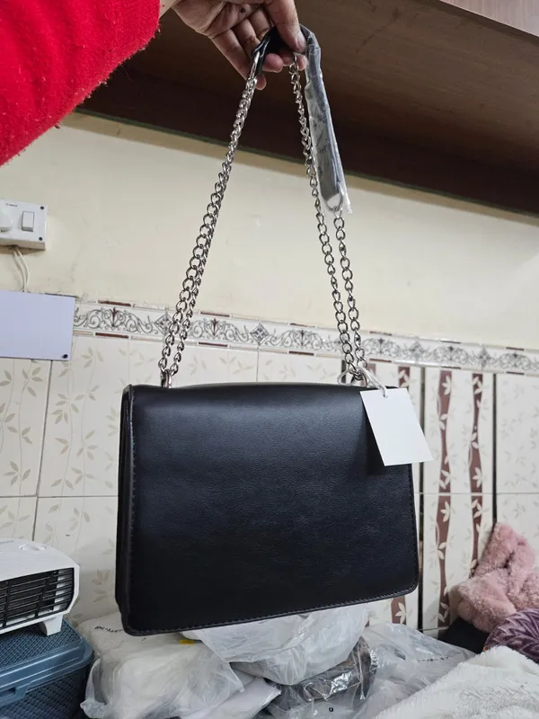 Black_Leather_Look_Chain_Sling_Bag_for_Women