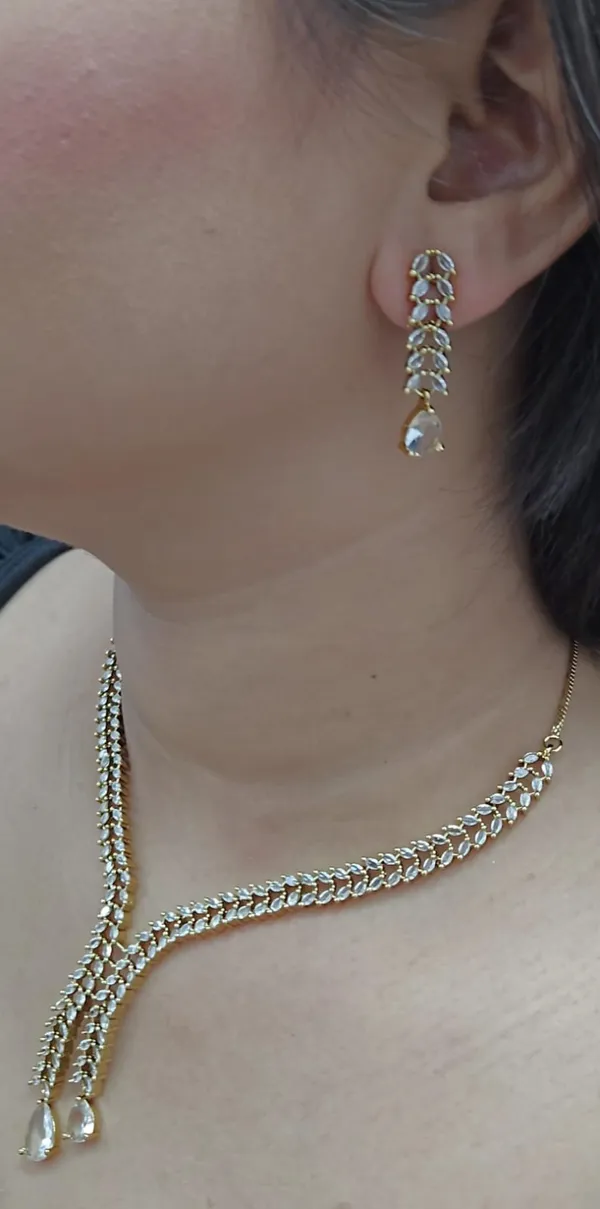 Gold_Tone_Crystal_Necklace_And_Earrings_Set_for_Women