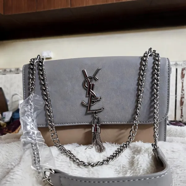 Grey_Faux_Leather_Structured_Crossbody_Bag_For_Women