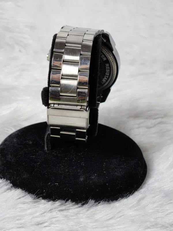 Silver_Metal_Skeleton_Style_Watch_for_Men