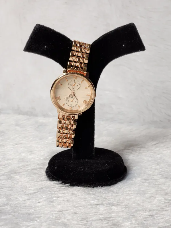 Rose_Gold_Analog_Bracelet_Watch_for_Women