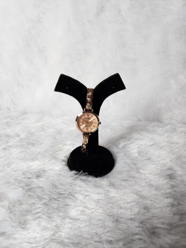 Gucci_Rose_Gold_Analog_Watch_for_Women