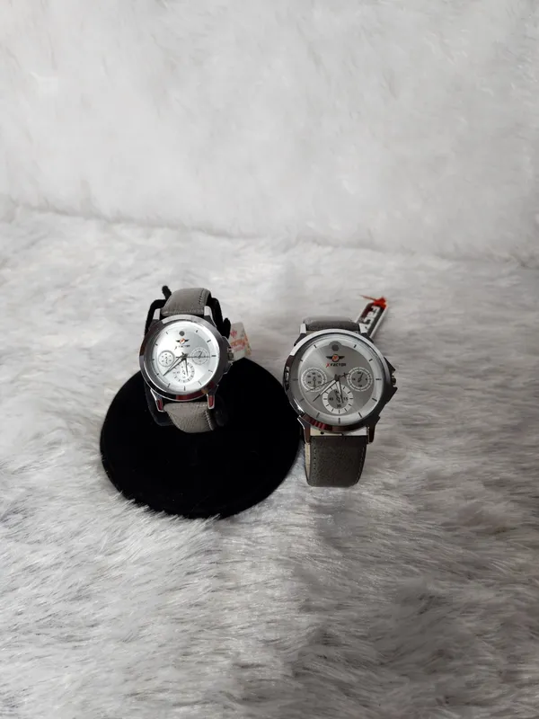 Grey_Leather_Chronograph_Watch_Set_for_Men