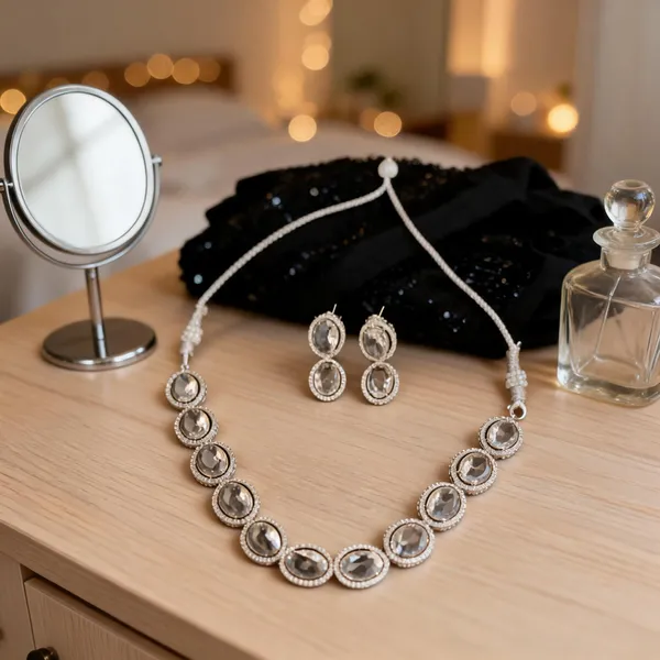 Silver_Tone_Crystal_Necklace_And_Earrings_Set_For_Women