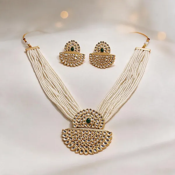 Gold_Kundan_Beaded_Necklace_Set_For_Women
