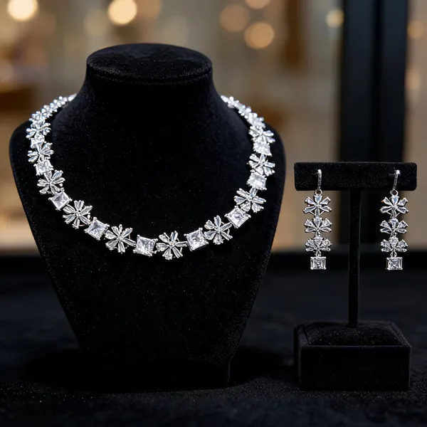 Silver_Stone_Floral_Necklace_And_Earrings_Set_For_Women