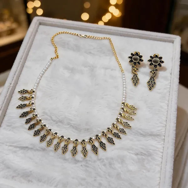 Gold_Tone_Floral_Necklace_And_Earrings_Set_For_Women