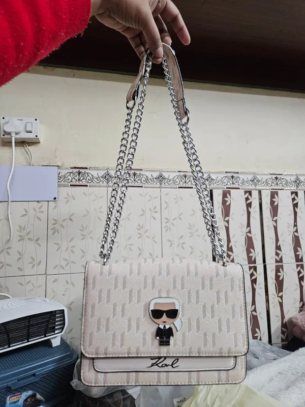 Beige_Synthetic_Leather_Chain_Sling_Bag_for_Women