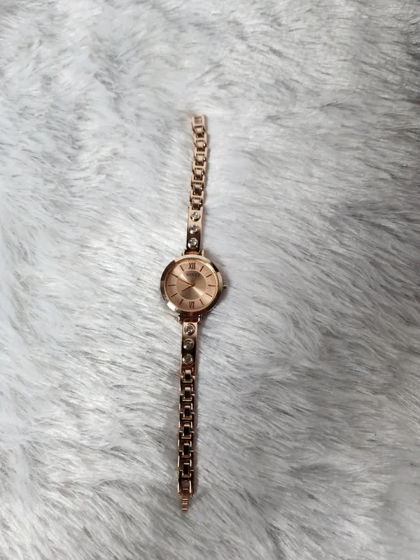 Gucci_Rose_Gold_Analog_Watch_for_Women