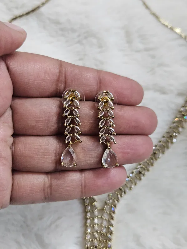 Gold_Tone_Crystal_Necklace_And_Earrings_Set_for_Women