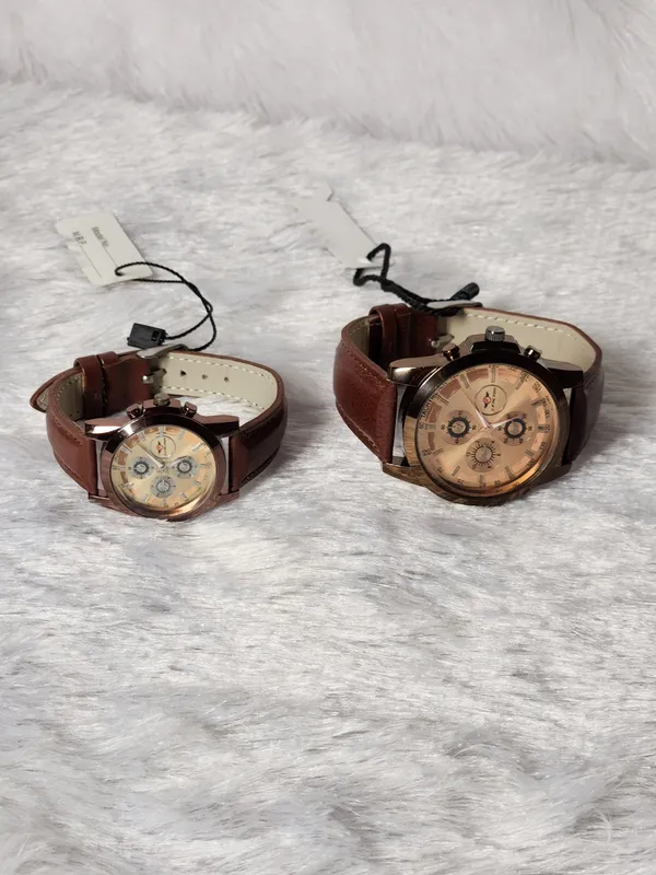 Brown_Leather_Chronograph_Watch_Set_For_Couples