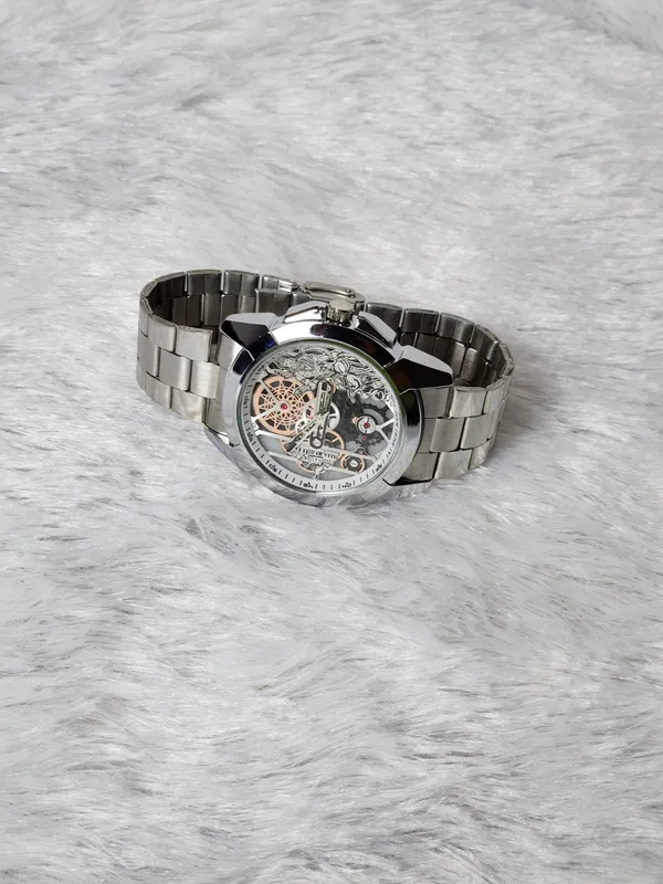 Silver_Metal_Skeleton_Style_Watch_for_Men