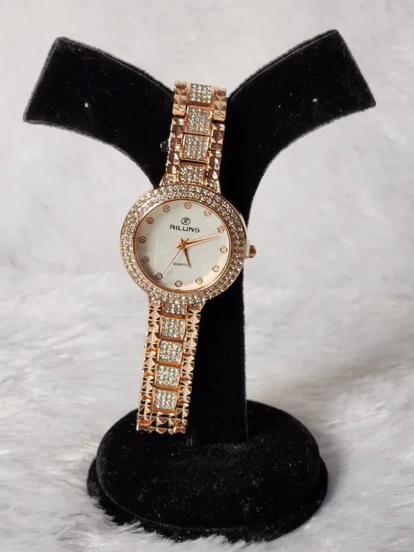 Rose_Gold_Stone_Studded_Analog_Watch_for_Women
