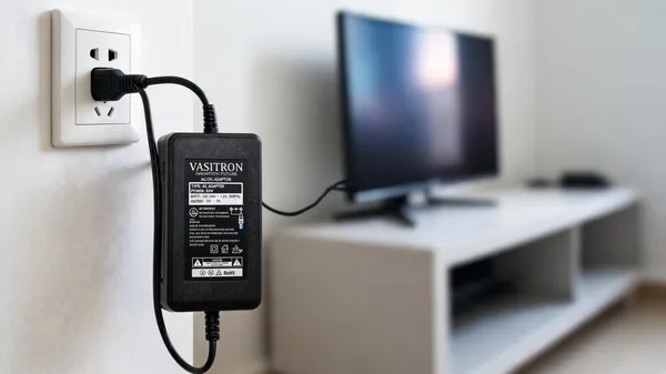 Vasitron_12V_5A_Ac_Dc_Power_Adapter