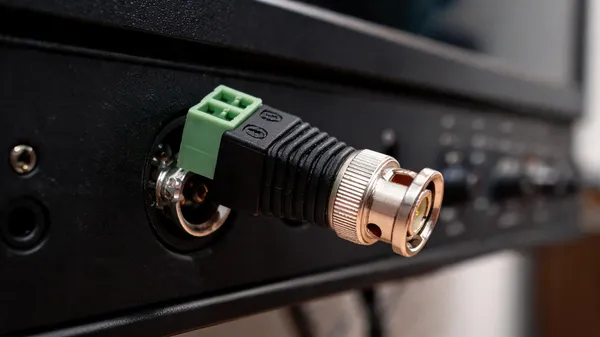 Bnc_Male_To_Screw_Terminal_Connector_Adapter_-_Pack_Of_6
