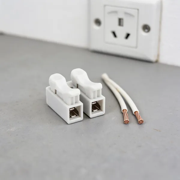 White_Push-In_Wire_Connectors_Pack_Of_2