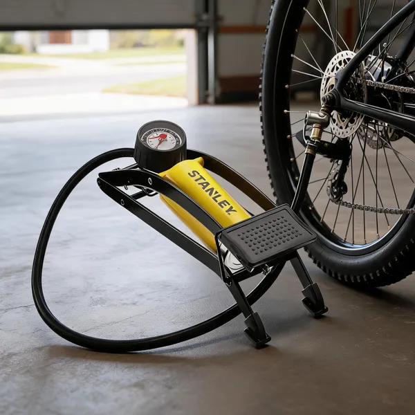 Stanley_Foot_Air_Pump_With_Pressure_Gauge