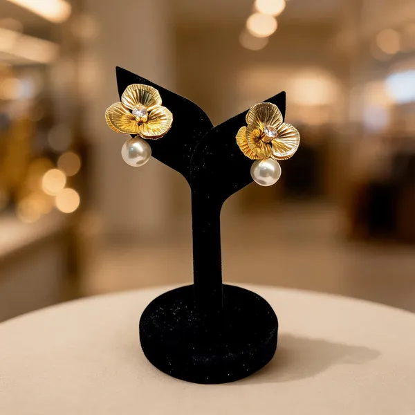 Gold_Brass_Drop_Earrings_For_Women