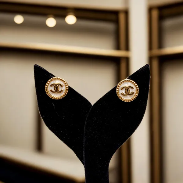 Black_&_Gold_Brass_Stud_Earrings_For_Women