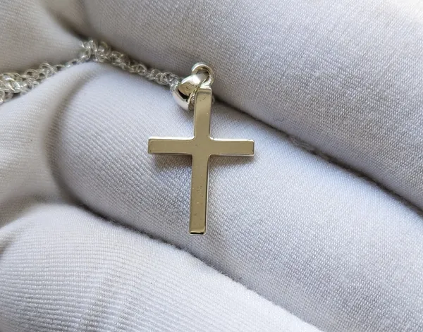 Simple_925_Sterling_Silver_Cross_Pendant_-_Plain_Silver_Necklace_for_Men_and_Women