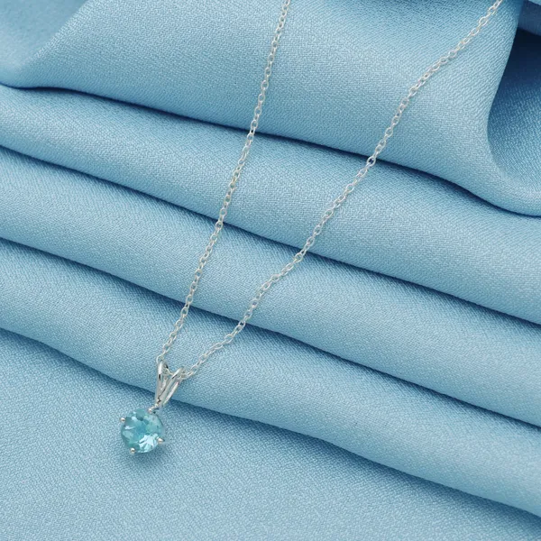 925_sterling_silver_pendant_with_Blue_topaz