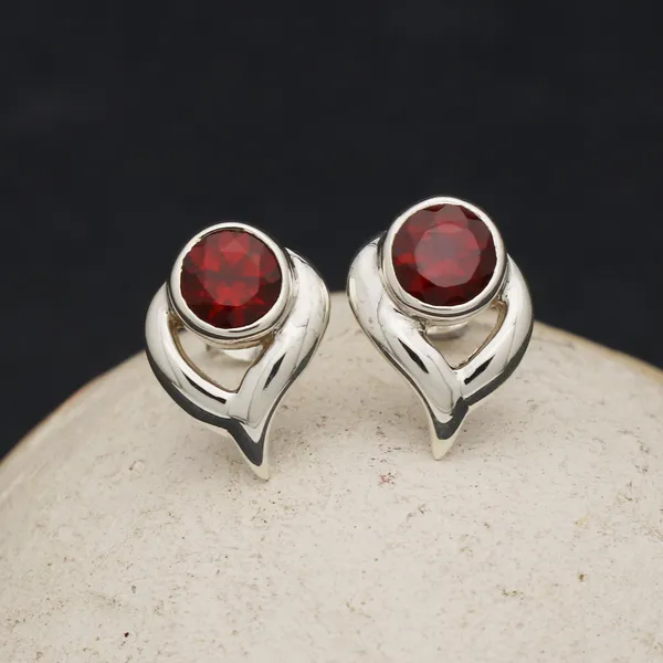 Natural_Red_Garnet_925_Sterling_Silver_Studs_-_Simple_Daily_Wear_Silver_Earrings