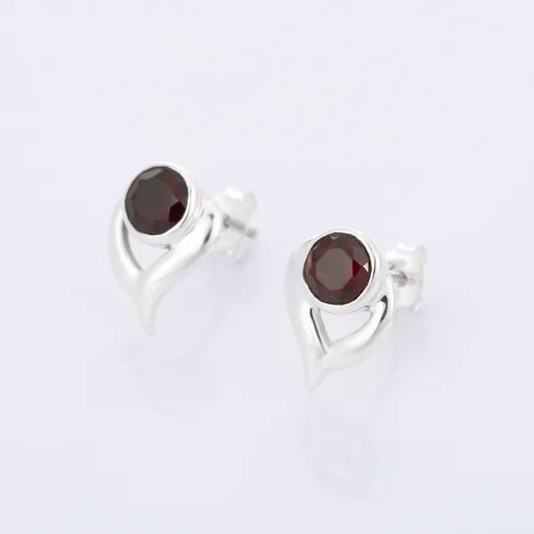 Natural_Red_Garnet_925_Sterling_Silver_Studs_-_Simple_Daily_Wear_Silver_Earrings