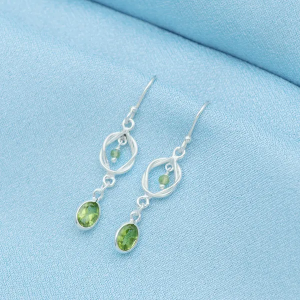 Interlocking_Hoop_Peridot_925_Silver_Drop_Earrings