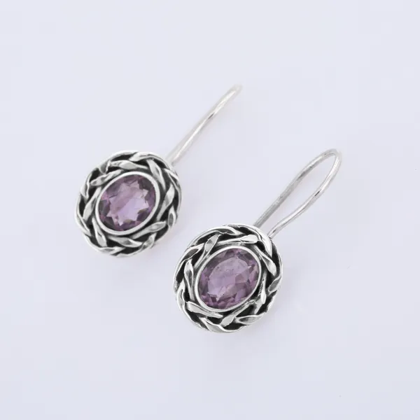 925_sterling_silver_light_weight_oval_shape_amethyst_studded_dangle_earring