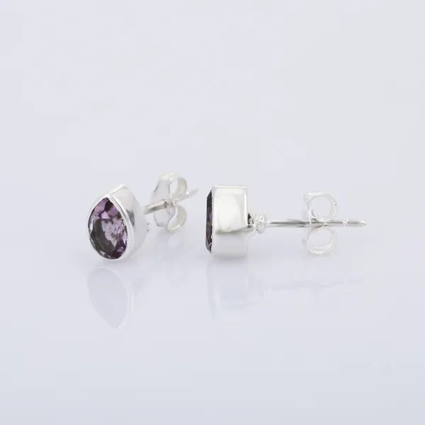 Natural_Amethyst_Pear_Shape_925_Silver_Bezel_Stud_Earrings