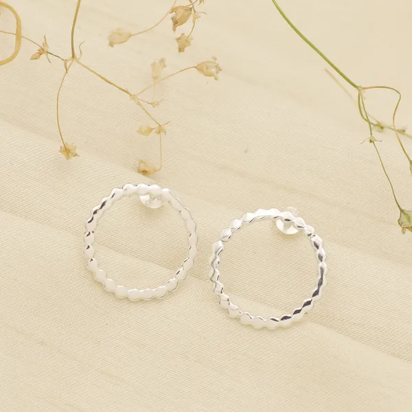 925_sterling_silver_hammered_circular_bali_earing