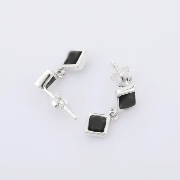 Black_Onyx_925_Silver_Square_Studs_-_Stylish_Modern_Daily_Wear