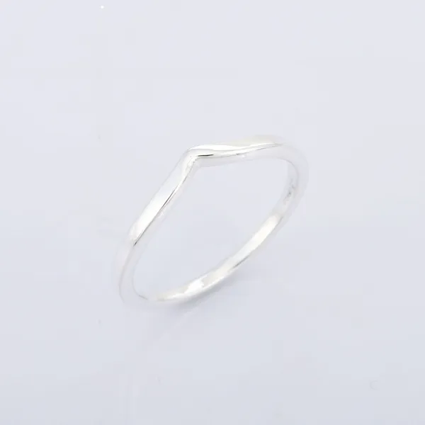 Simple_925_Sterling_Silver_Plain_Ring_-_Handcrafted_Minimalist_Silver_Band_for_Daily_Wear