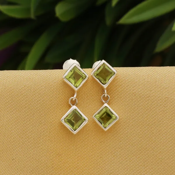 Peridot_925_Silver_Square_Studs_-_Stylish_Modern_Daily_Wear