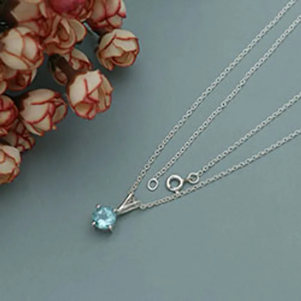 925_sterling_silver_pendant_with_Blue_topaz