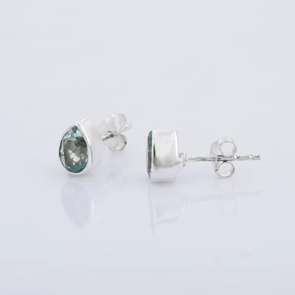 Blue_Topaz_Teardrop_925_Sterling_Silver_Studs_-_Elegant_Blue_Stone_Earrings