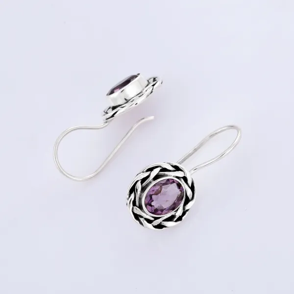 925_sterling_silver_light_weight_oval_shape_amethyst_studded_dangle_earring