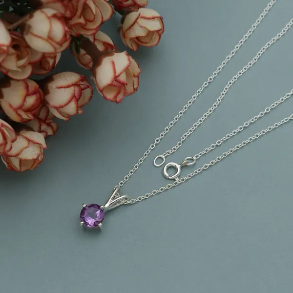 925_sterling_silver_amethyst_studded_light_weight_pendant_with_chain