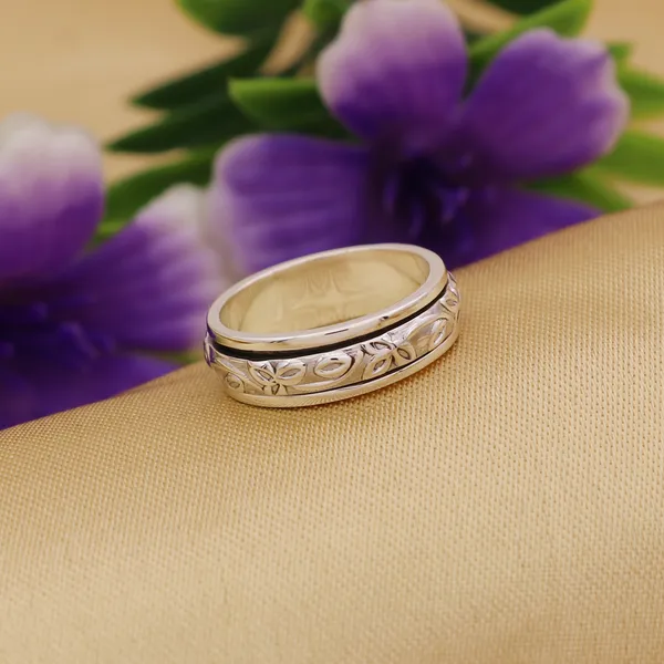 Handcrafted_925_Silver_Floral_Spinner_Ring_-_Meditation_Anxiety_Band